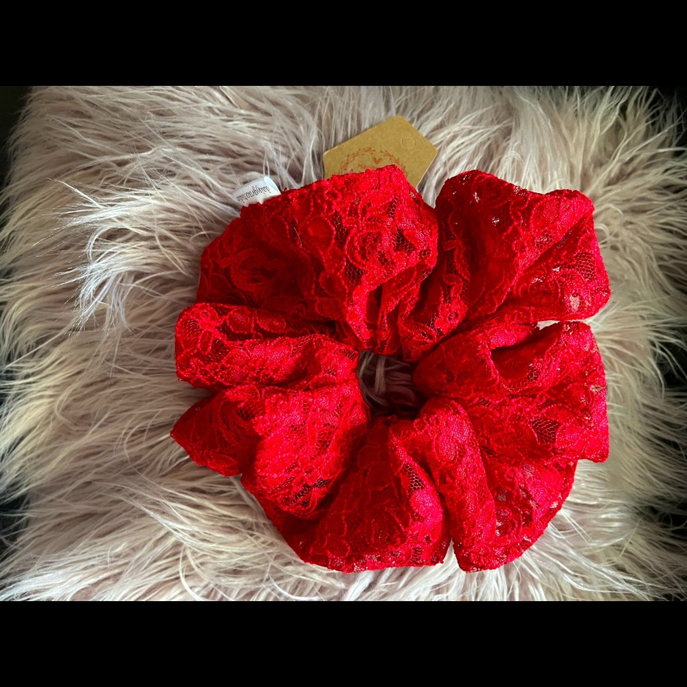daisygracestudio XXL Scrunchie